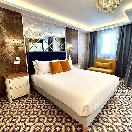 Balcony Hotel Сент Джулианс Экстерьер фото